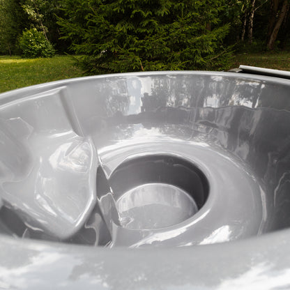 Fiberglass Round Hot Tub
